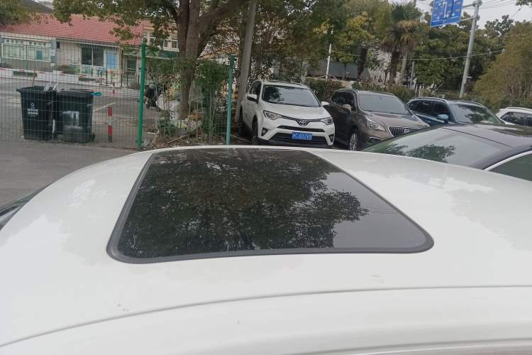 Used BMW 3 Series 2015 320Li Luxury Edition Fashion Model