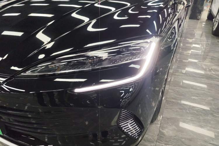 Used BYD Seal 2023 DM-i 1.5T 121km Flagship Model
