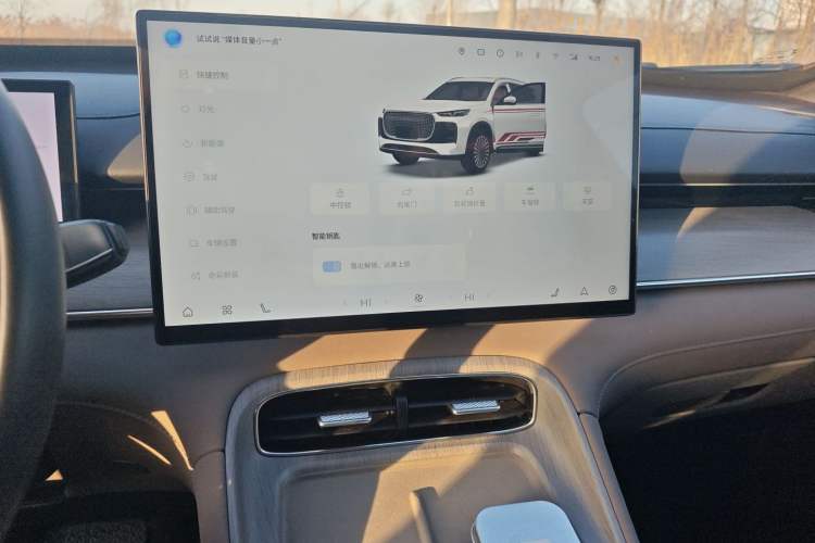 Used Chery Tiggo 8 PLUS C-DM 2025 1.5T 116 km Prestige Version 5 Seats