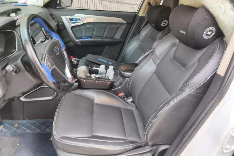 Used Geely Auto Vision X6 2016 1.8L Manual Luxury Model
