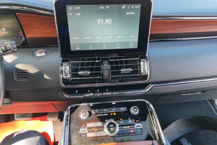 Used Lincoln Navigator 2020 3.5T Prestige Edition Audio And AC Panel