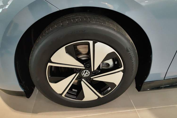 Used Volkswagen ID.7 VIZZION 2024 AIR model