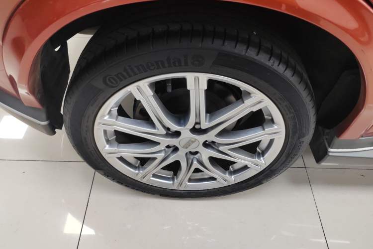 Used Infiniti ESQ 2014 1.6L Spontaneous Edition