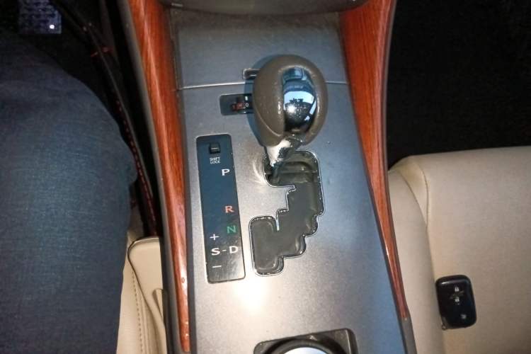 Used Lexus IS 2009 300
