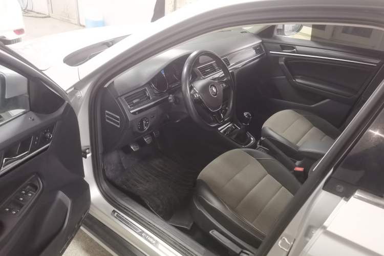 Used Volkswagen C-TREK 2017 1.6L Manual Comfort Model