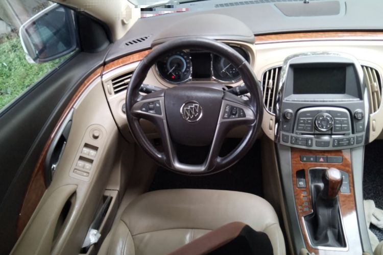 Used Buick LaCrosse 2013 2.4L SIDI Leading Comfort Version