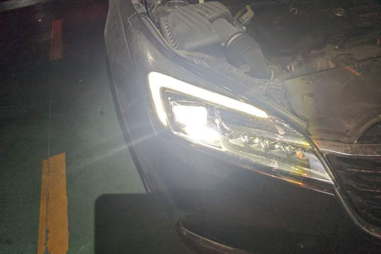 Used Buick Envision 2021 532T Two-Wheel-Drive Elite Version
