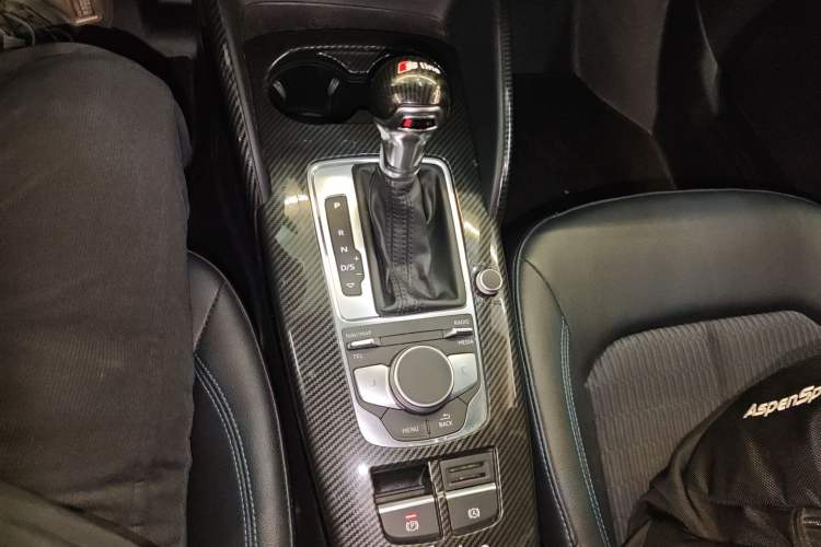 Used Audi A3 2019 Limousine 35 TFSI Fashion Edition China V standard
