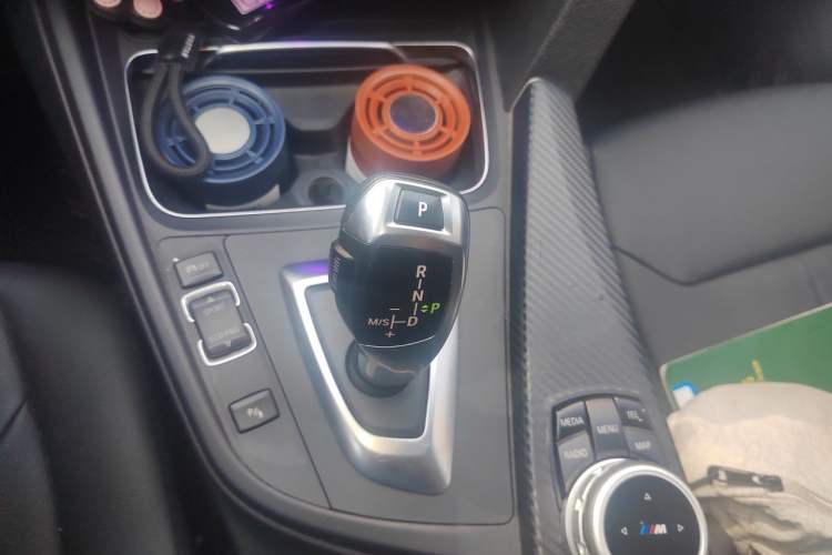 Used BMW 3 Series 2016 320i Fashion Model

