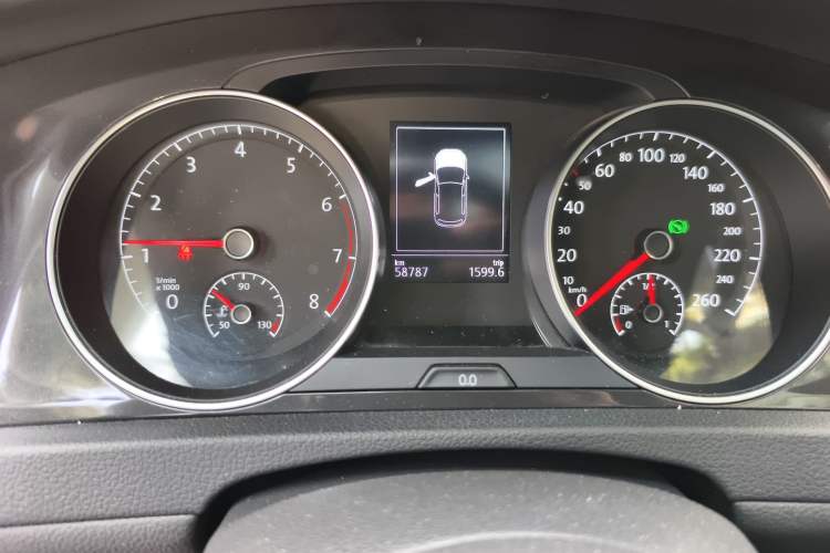 Used Volkswagen Golf 2019 200TSI DSG Comfort & Ambition Edition China VI Standard