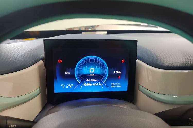 Used Dongfeng NAMMI BOX 2022 Revised Light Wind Edition 201 km Standard Version Instrument Cluster