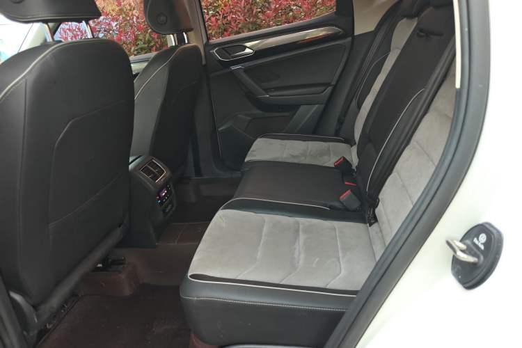 Used Volkswagen Tayron X 2020 330TSI Two-Wheel Drive Luxury Smart Connectivity Version