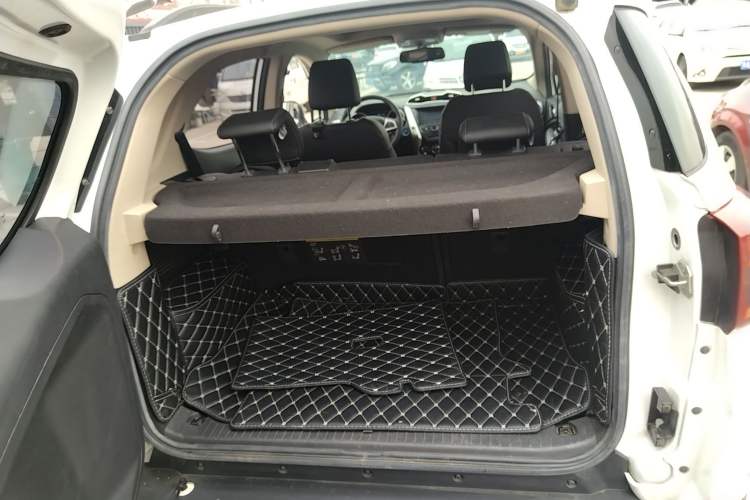 Used BYD Yuan New Energy 2018 EV360 Smart Connect Cool Edition Trunk