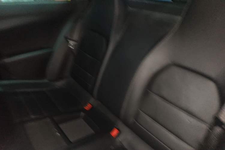 Used Mercedes-Benz E-Class 2011 E 260 CGI Coupe
