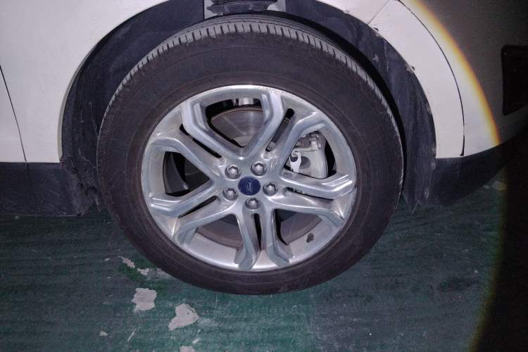 Used Ford Edge 2018 EcoBoost 245 Two-Wheel-Drive Titanium 7-Seater China V Standard
