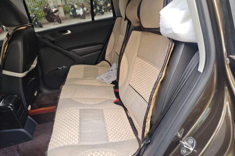 Used Volkswagen Tiguan L 2016 300TSI Automatic Two-Wheel Drive Trend Edition