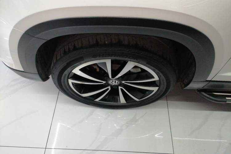 Used Volkswagen Tharu 2020 280TSI Two-Wheel Drive Luxury Plus Version China VI Standard
