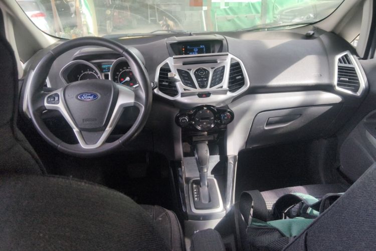 Used Ford EcoSport 2013 1.5L Automatic Prestige Model Center Console