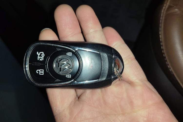 Used Buick Regal 2019 20T Luxury Model China VI Standard Vehicle Key