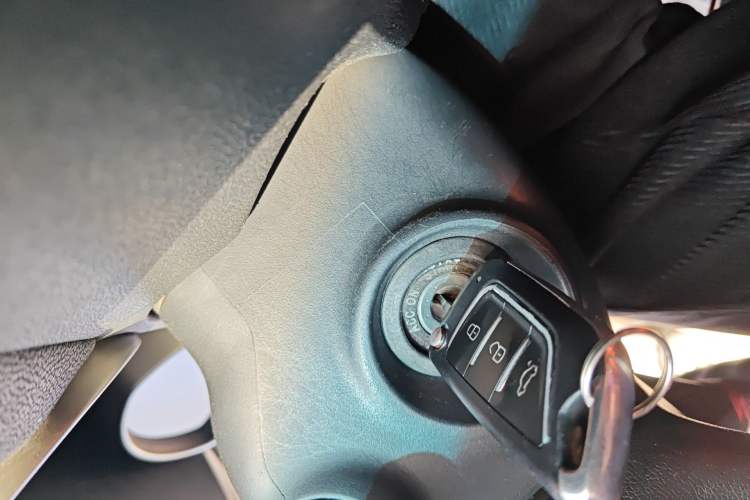 Used Hyundai Elantra (5th Generation / Langdong) 2016 1.6L Automatic Smart Version Vehicle Key