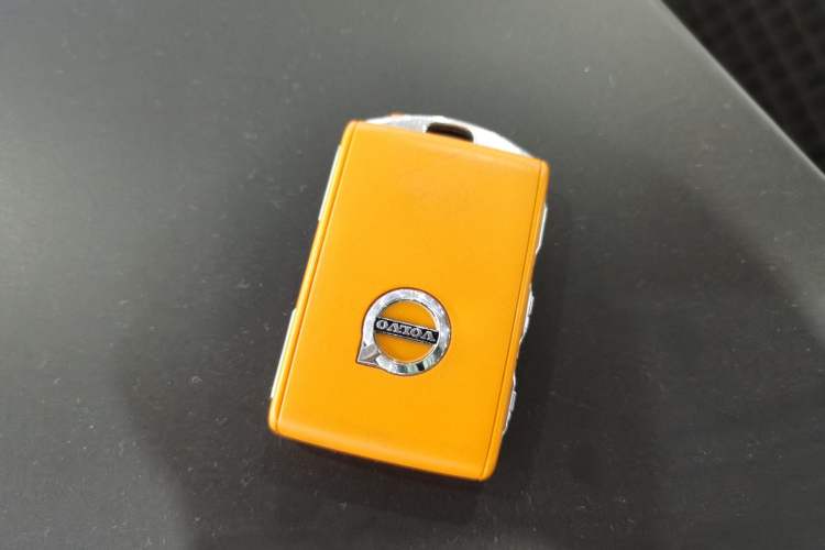 Used Volvo S90 New Energy 2023 T8 Plug-in Hybrid All-Wheel Drive Long-Range Zhiyi Luxury Edition
