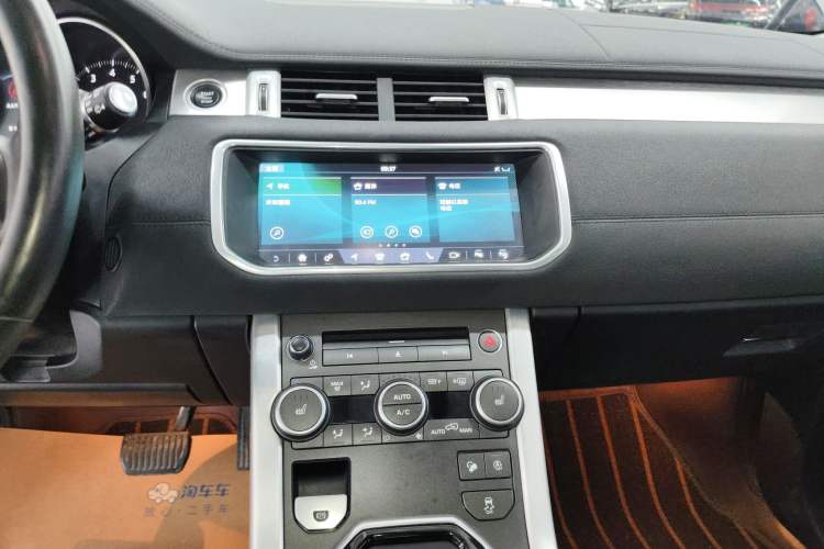 Used Land Rover Range Evoque 2018 240 PS SE Smart Brilliance Edition