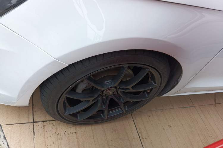 Used Audi A1 2013 30 TFSI Sportback Ego Left Front Wheel Hub