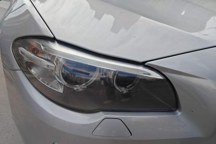 Used BMW 5 Series 2014 520Li Elegant Model
