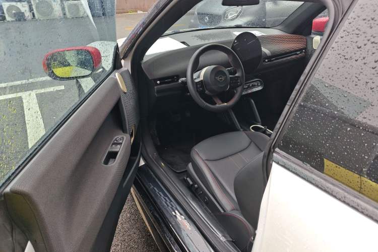 Used MINI Electric COOPER 2024 452km COOPER SE Racing Driver