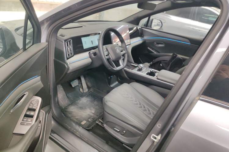 Used BYD Song L DM-i 2025 Intelligent Driving Version 112 km Beyond-Range Type