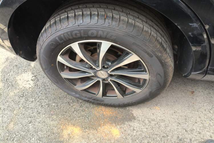 Used Zotye SR7 2016 1.5T CVT Cube Heart Edition China V Standard
