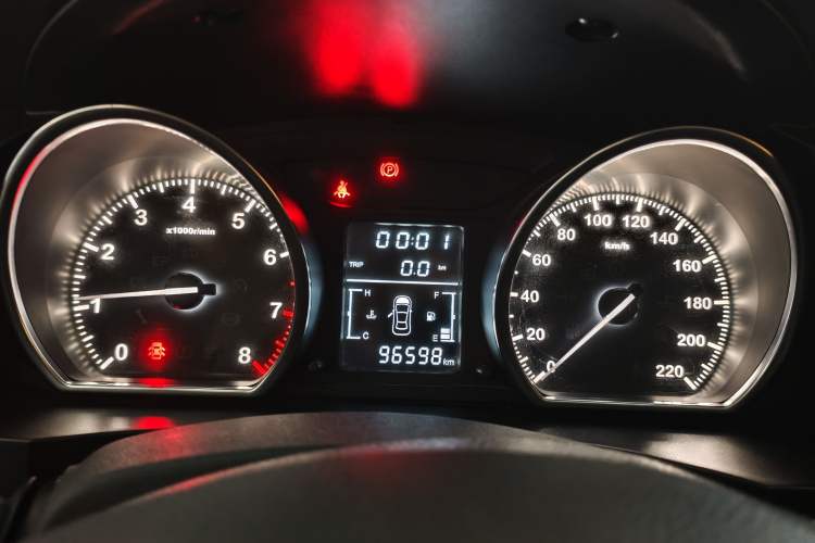 Used Zotye T600 2015 Family Edition 2.0T Manual Elite Version
