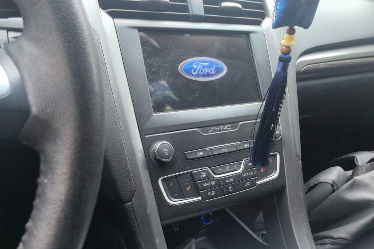 Used Ford Mondeo 2018 EcoBoost 200 Intelligent Control Luxury Model China V Standard