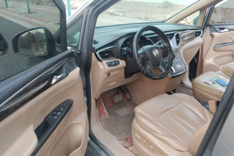 Used Buick GL8 2017 ES 28T Premium Version China V Standard