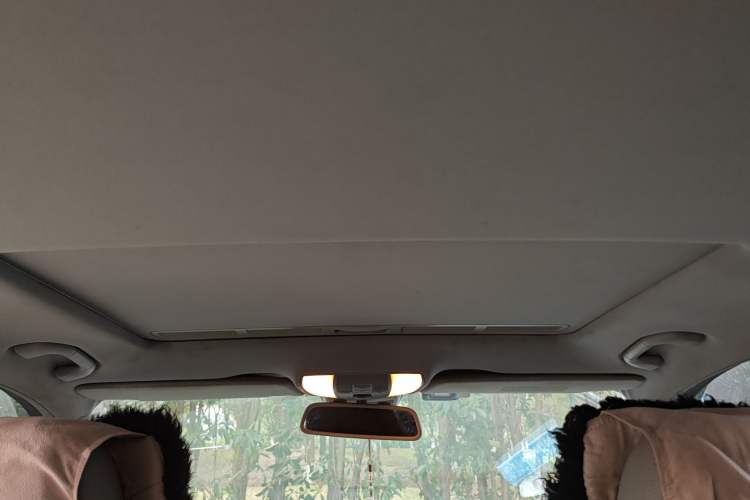 Used Mercedes-Benz E-Class 2011 E 200 L CGI Elegant Model