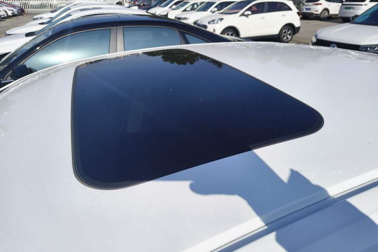 Used Geely Auto Emgrand 2022 4th Generation 1.5L CVT Luxury Model
