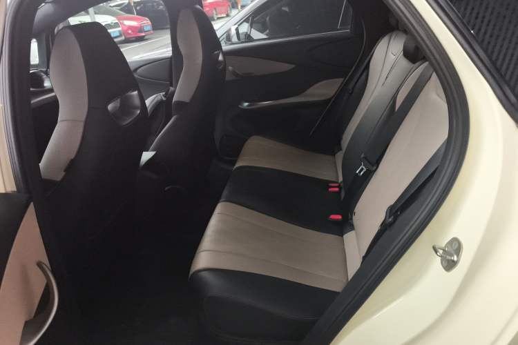 Used BYD Dolphin 2023 420 km Free Version
