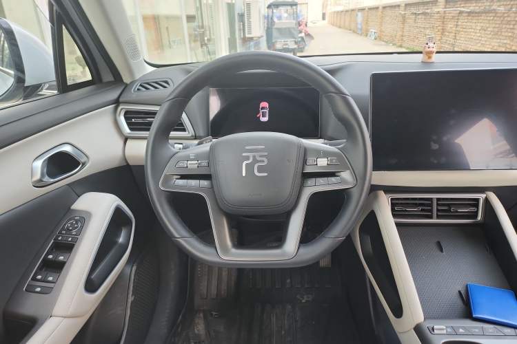 Used BYD Yuan UP 2025 Intelligent Driving Version 401 KM Dynamic Edition