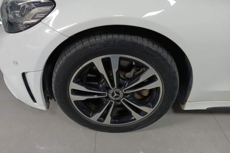 Used Mercedes-Benz C-Class 2019 C 260 Sport Edition Left Front Wheel Hub