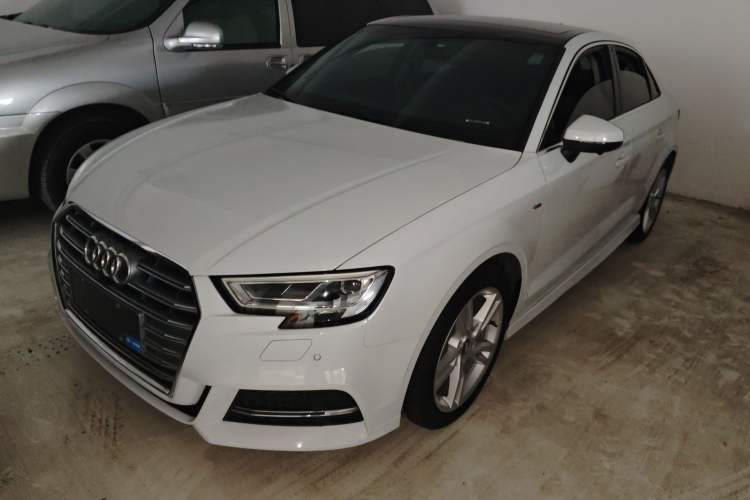 Used Audi A3 2020 Limousine 35 TFSI Fashion Edition China VI Emission Standard