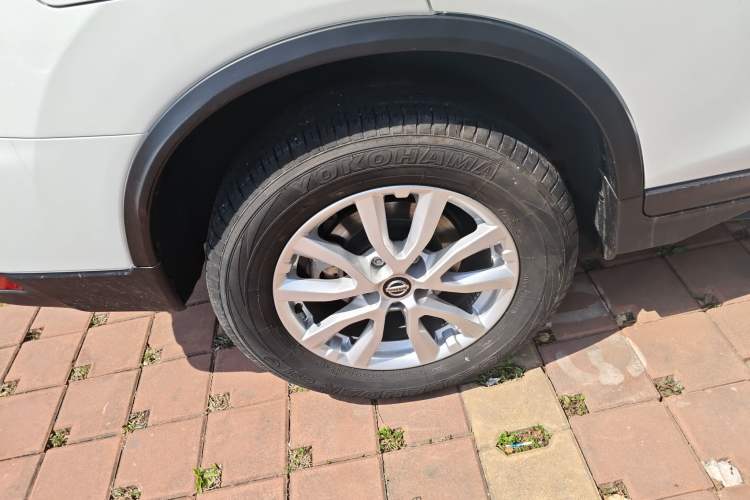 Used Nissan X-Trail 2023 Classic 2.0L Two-Wheel Drive Smart Connect & Comfort Edition Right Rear Wheel Hub