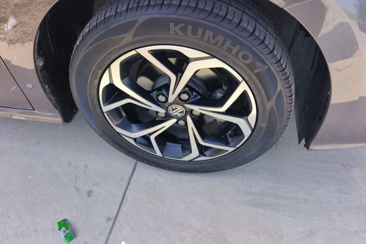 Used MG 5 2021 Revised Version 180 DVVT CVT Youth Luxury Edition