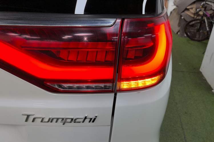 Used GAC Trumpchi M8 2019 320T Ultimate Edition
