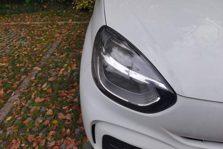 Used Roewe Clever 2021 302 km New Four-Seater Super-Efficient Version