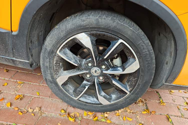 Used Dongfeng Aeolus AX4 2017 1.6L DCT Trendy Style
