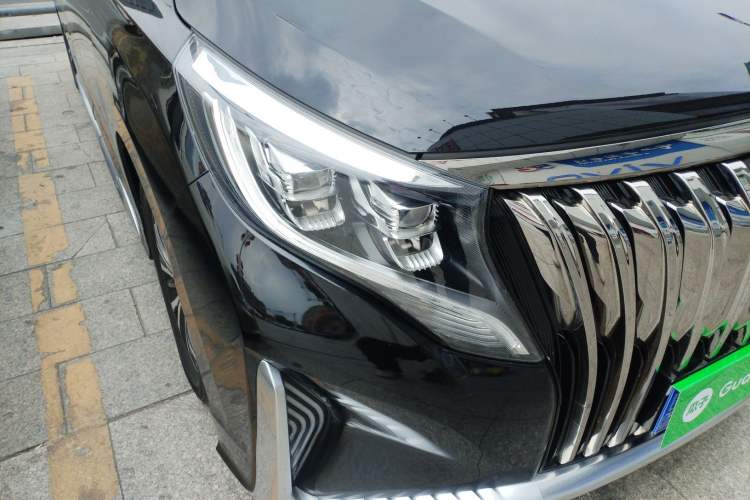 Used GAC Trumpchi M8 2023 Lingxiu Series 390T Luxury Edition
