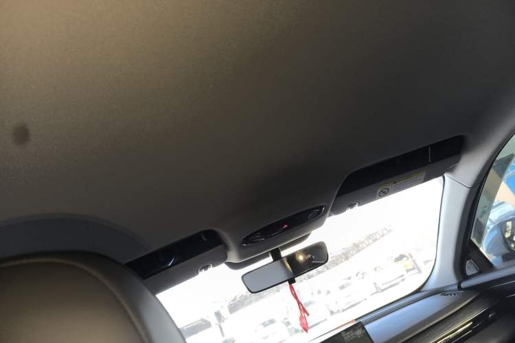 Used Geely Galaxy L6 2025 EM-i 140km Long-Range Version
