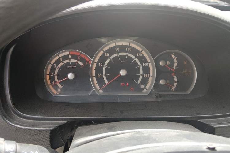 Used Jinbei Hiace 2014 2.0L Comfort Version V19