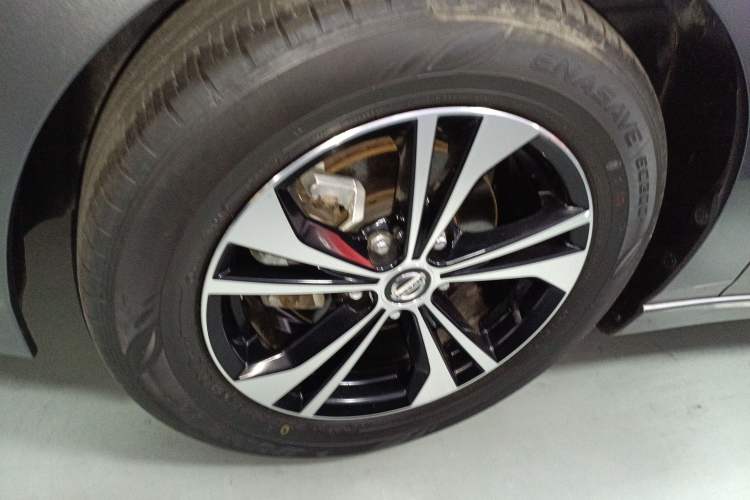 Used Nissan Sylphy 2022 1.6L XL CVT Enjoyment Edition Left Front Wheel Hub