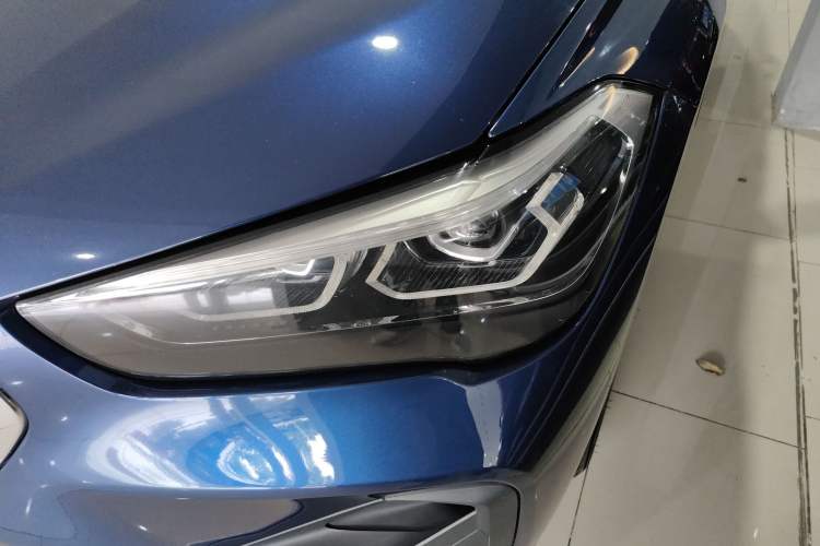 Used BMW X1 2020 sDrive25Li Leading Model
